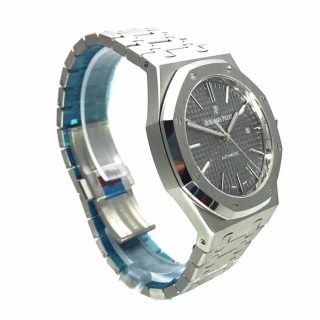 Audemars Piguet Royal Oak 15400ST.OO.1220ST.04