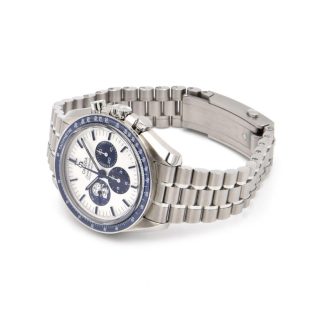 Omega Speedmaster 310.32.42.50.02.001 Silver Snoopy Award