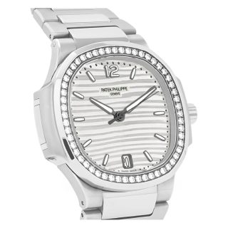 Patek Philippe Nautilus 7118/1200A Diamond Bezel